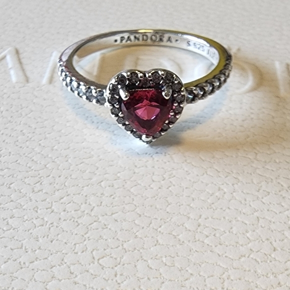 Pandora Elevated Red Heart Ring size 54 - Picture 2 of 10
